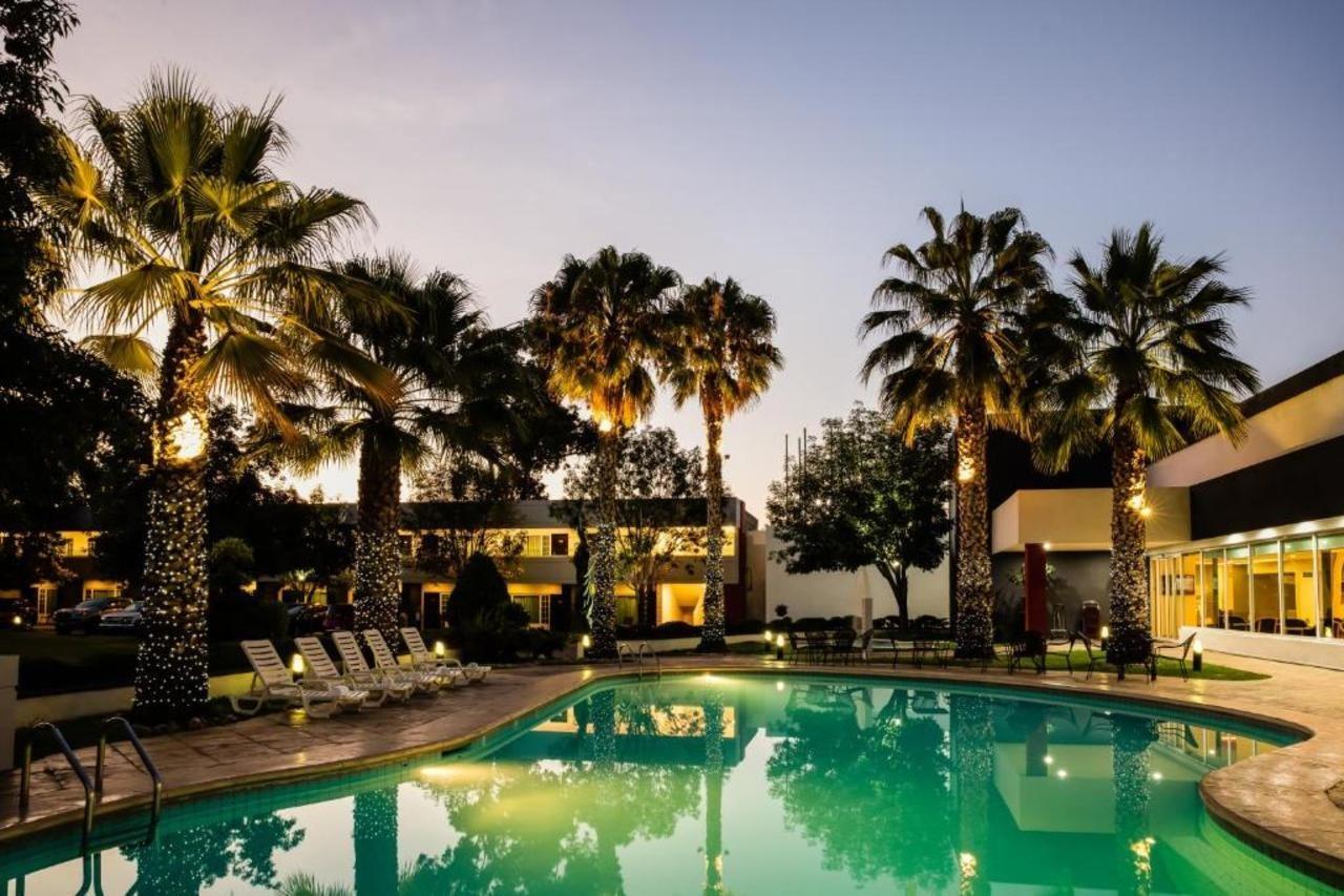 Fiesta Inn San Luis Potosi Glorieta Juarez Ngoại thất bức ảnh