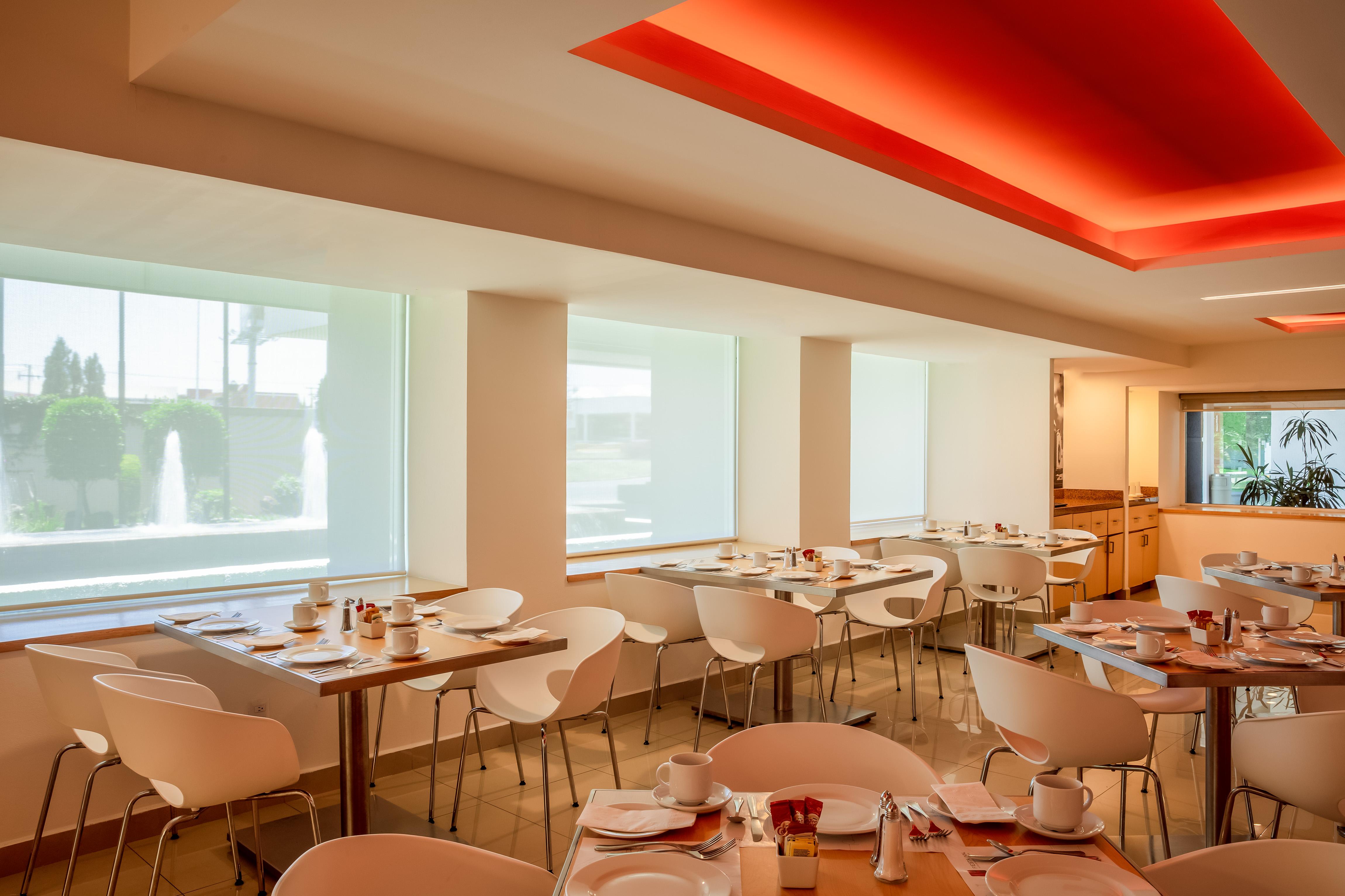 Fiesta Inn San Luis Potosi Glorieta Juarez Ngoại thất bức ảnh