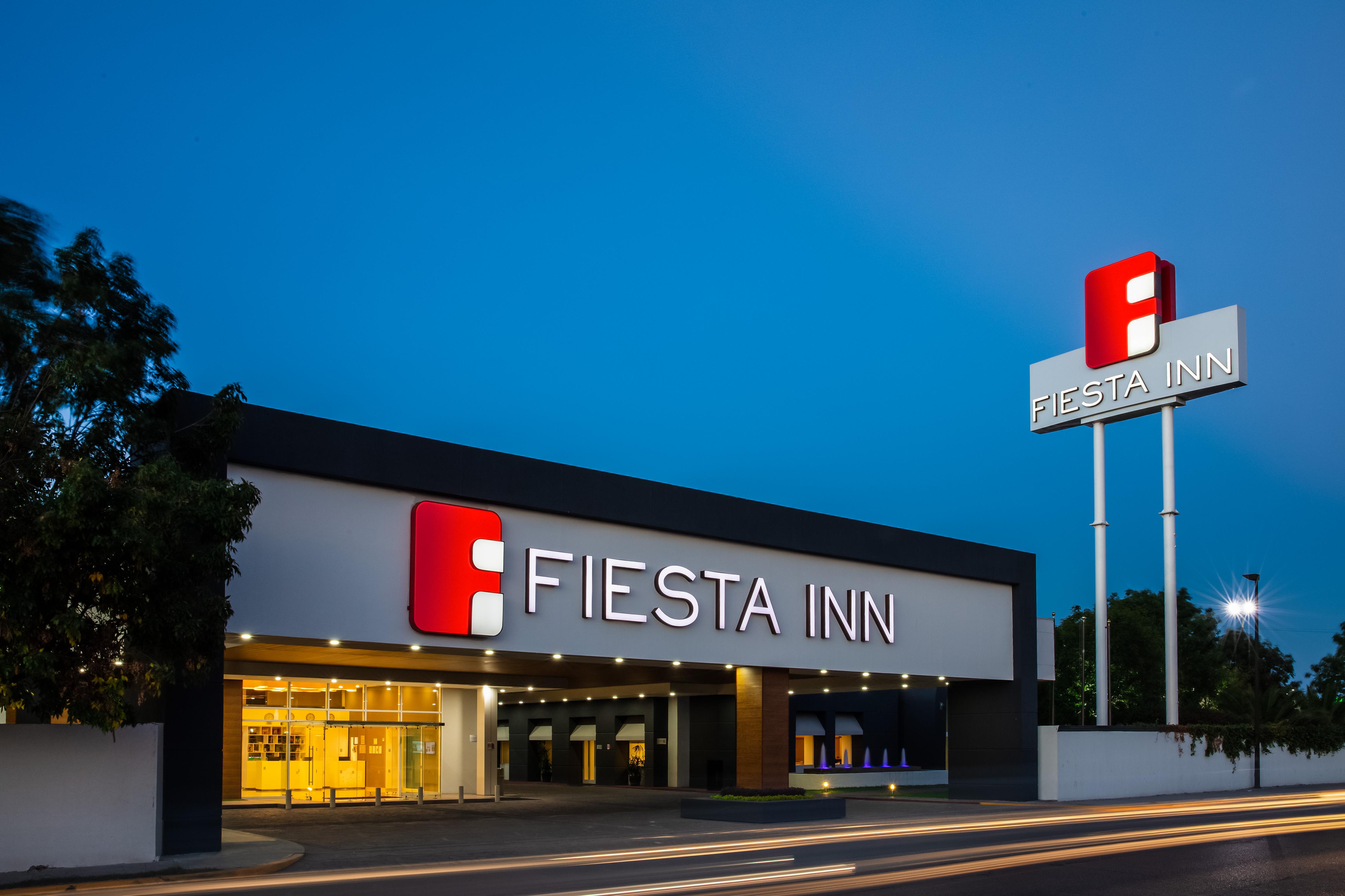 Fiesta Inn San Luis Potosi Glorieta Juarez Ngoại thất bức ảnh