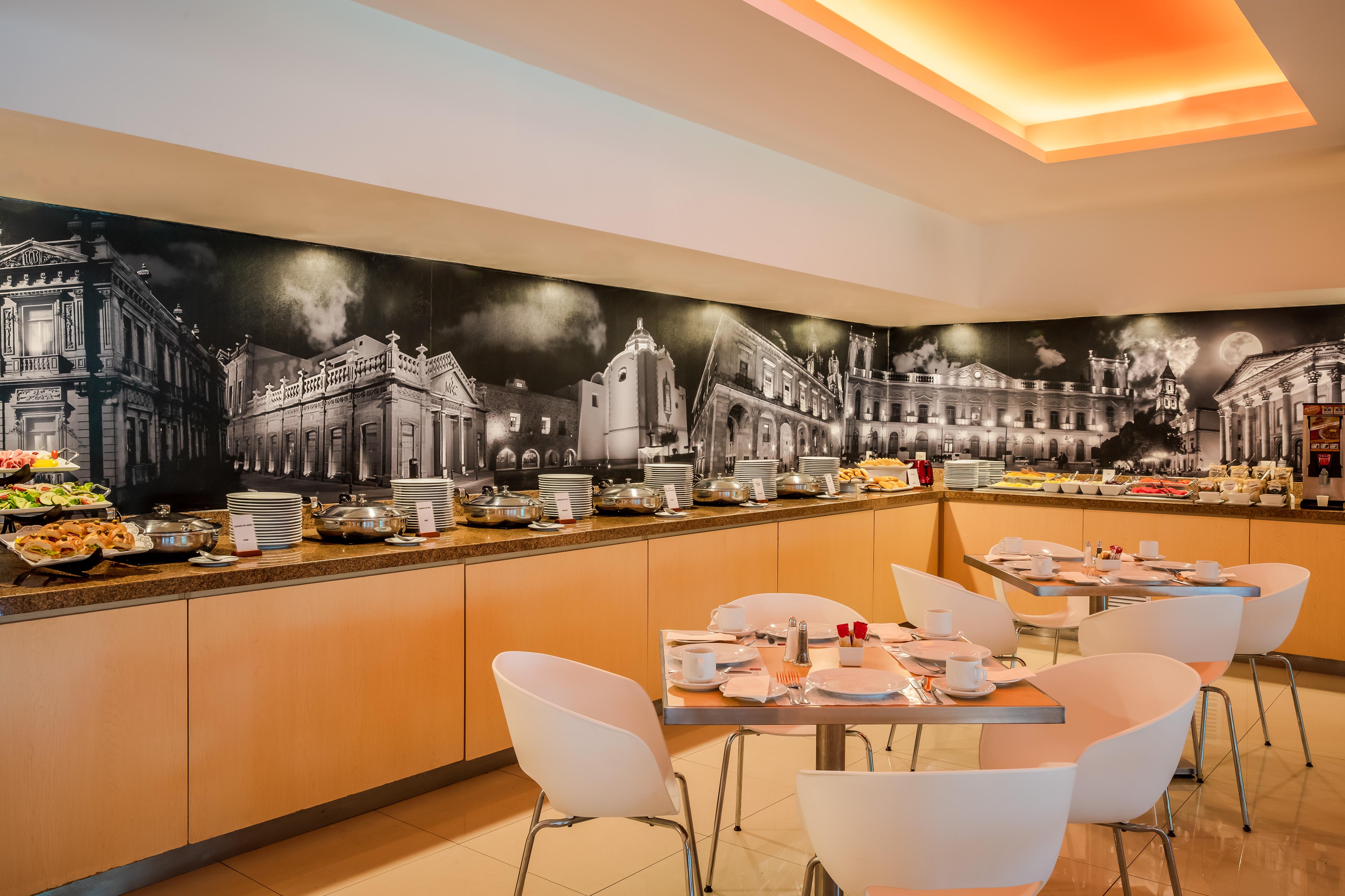 Fiesta Inn San Luis Potosi Glorieta Juarez Ngoại thất bức ảnh
