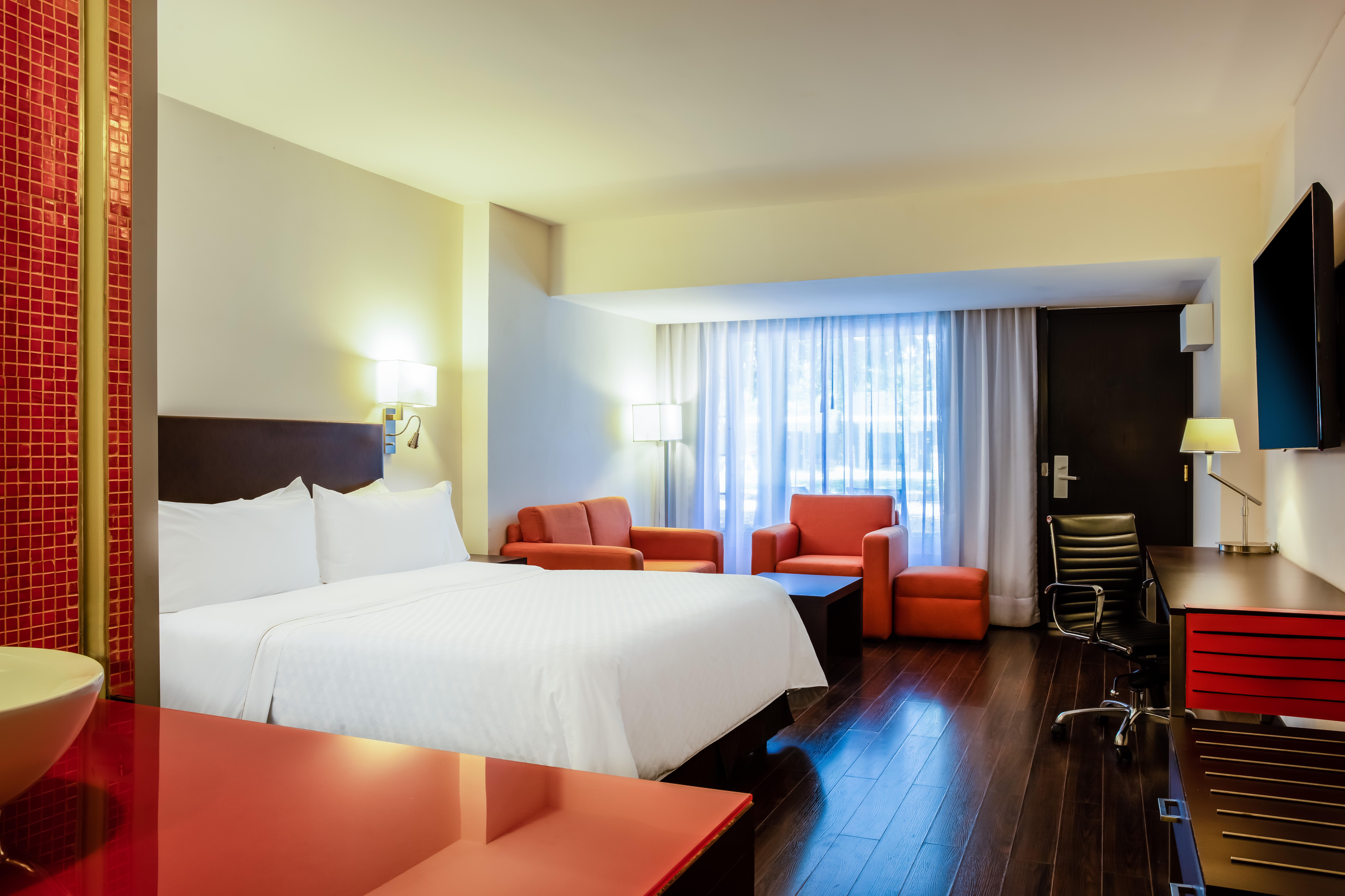Fiesta Inn San Luis Potosi Glorieta Juarez Ngoại thất bức ảnh