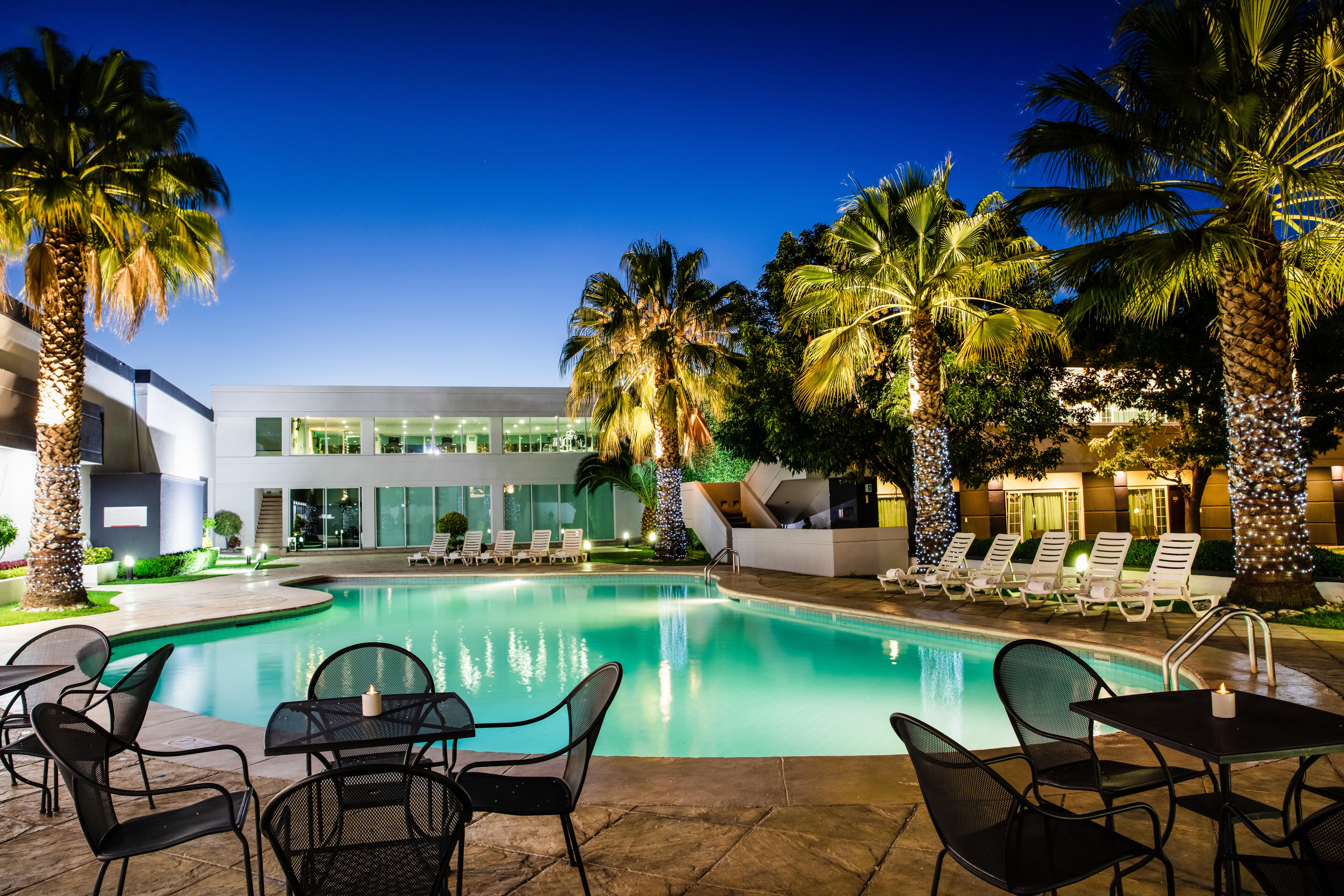 Fiesta Inn San Luis Potosi Glorieta Juarez Ngoại thất bức ảnh