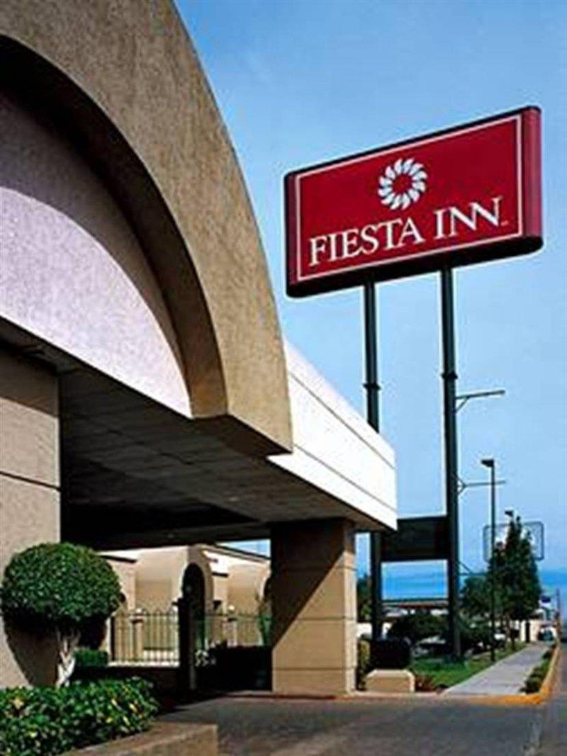 Fiesta Inn San Luis Potosi Glorieta Juarez Ngoại thất bức ảnh