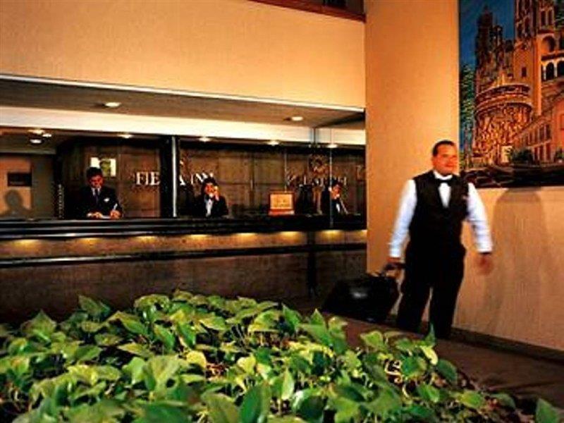 Fiesta Inn San Luis Potosi Glorieta Juarez Ngoại thất bức ảnh